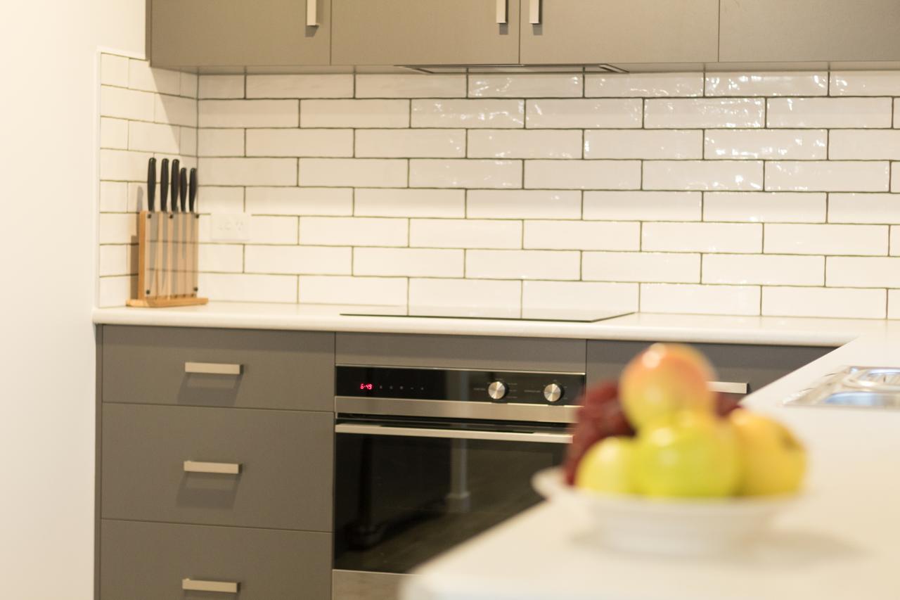 Ulverstone Waterfront Apartments Esterno foto